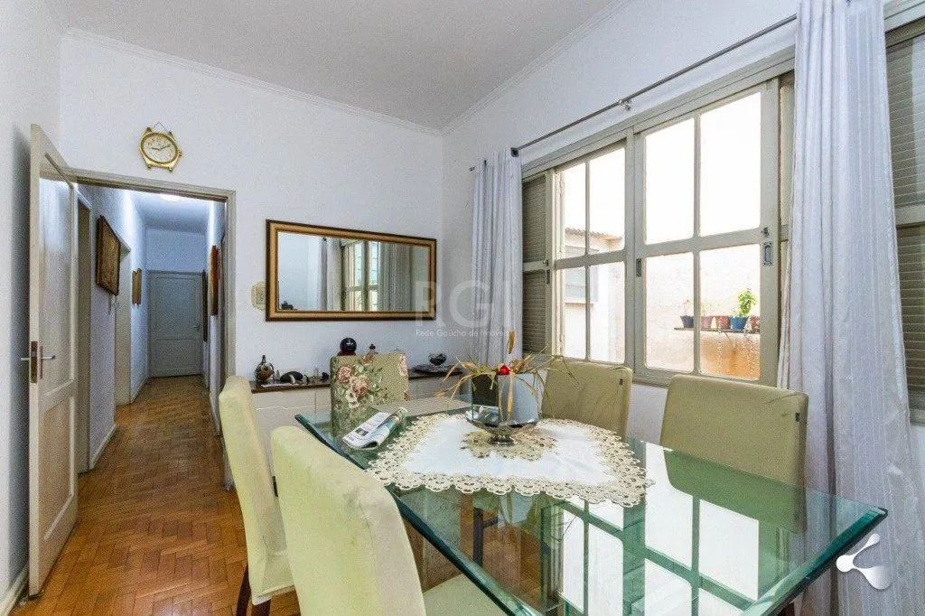 Imagem Casa para Venda - 221m², 4 dormitórios, sendo 1 suites, 2 vagas - São Geraldo