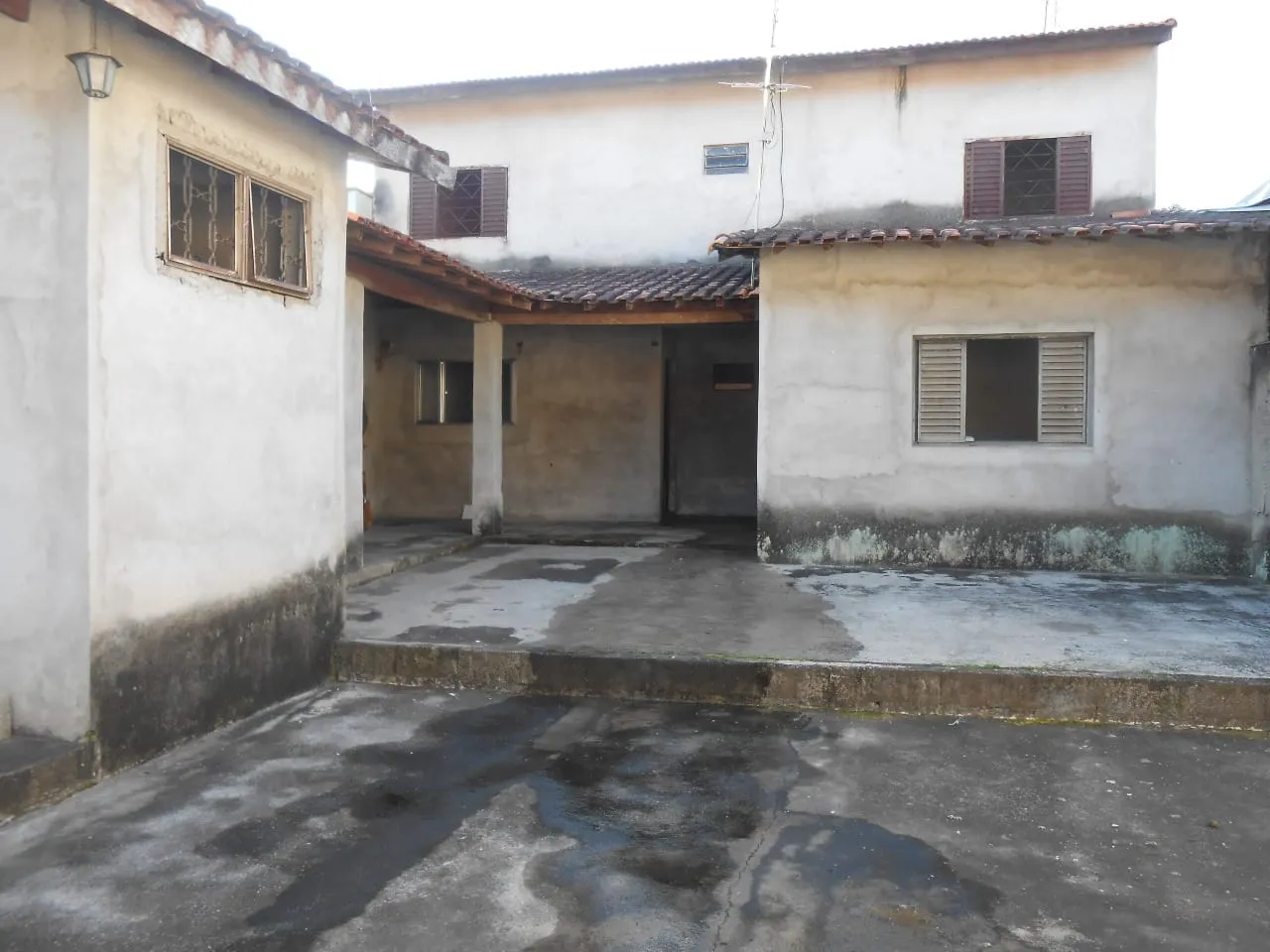 Imagem Casa à venda 3 Quartos, 1 Suite, 1 Vaga, 300M², Jardim Santa Cecília, Pindamonhangaba - SP