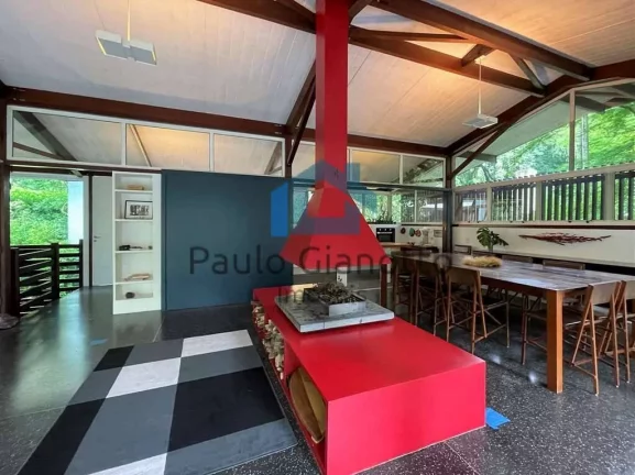 Imagem Casa à venda em condomínio autoral na Granja Viana