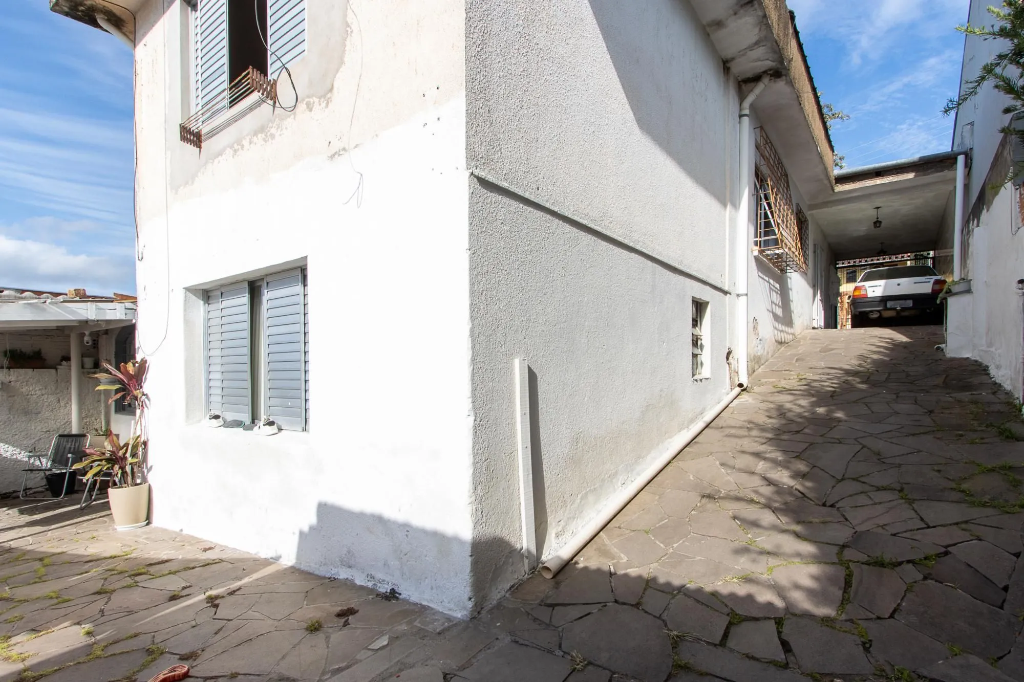 Imagem Casa de 3 dormitórios, 1 suíte e 2 vagas no bairro Vila Conceição.