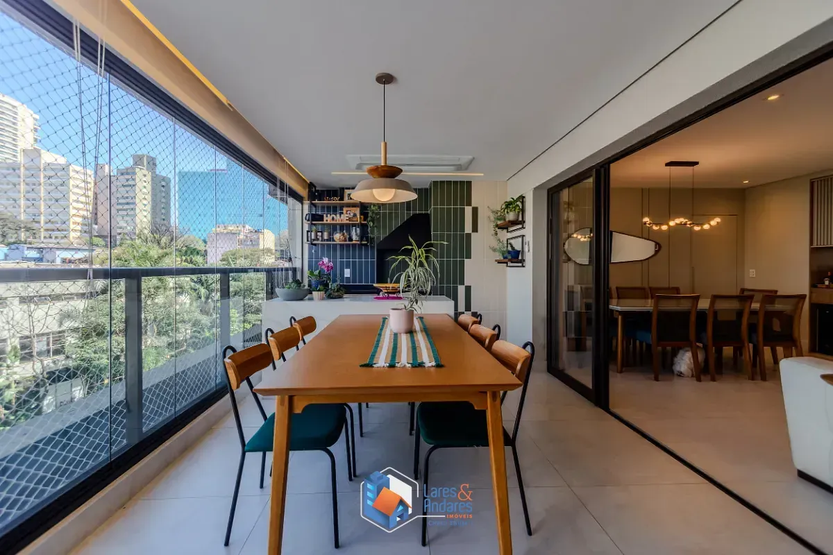 Imagem Apartamento para venda em Aclimação com 4 quartos, sendo 3 suítes, 159m²