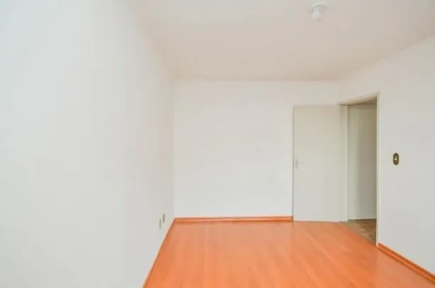 Imagem Apartamento com 2 quartos e 90m² à venda em Cristal, Porto Alegre/RS .