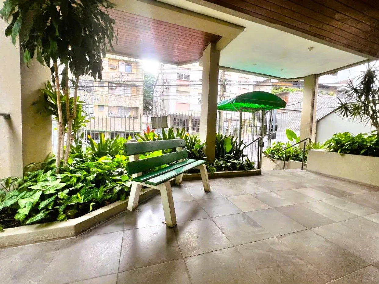 Imagem OPORTUNIDADE ÚNICA NO BOM FIM: APARTAMENTO 2 DORMITÓRIOS COM VAGA E ELEVADOR