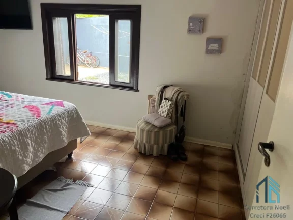 Imagem Casa em Condomínio a venda, 04 quartos sendo duas suítes, piscina em Cajati SP