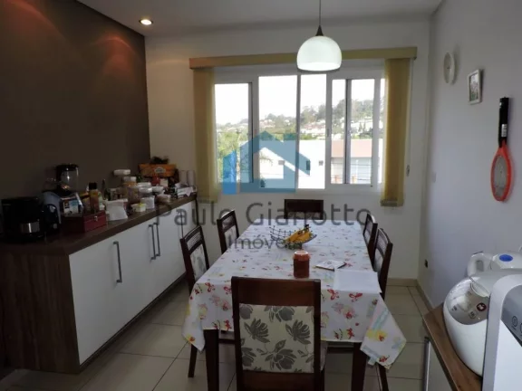 Imagem Casa de Alto Padrão à Venda no Golf Village Granja Viana