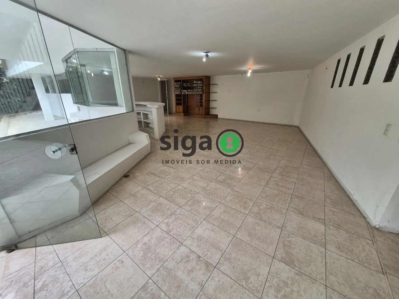 Imagem Casa a Venda no Retiro Morumbi com 4 quartos