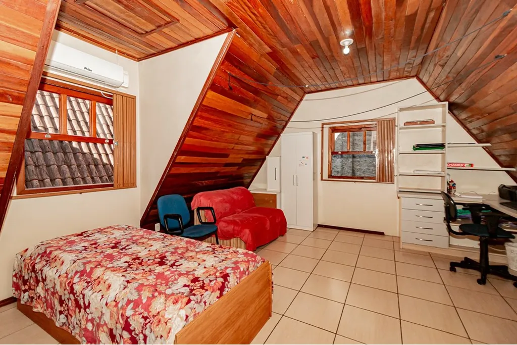 Imagem Casa de Condomínio em Glória