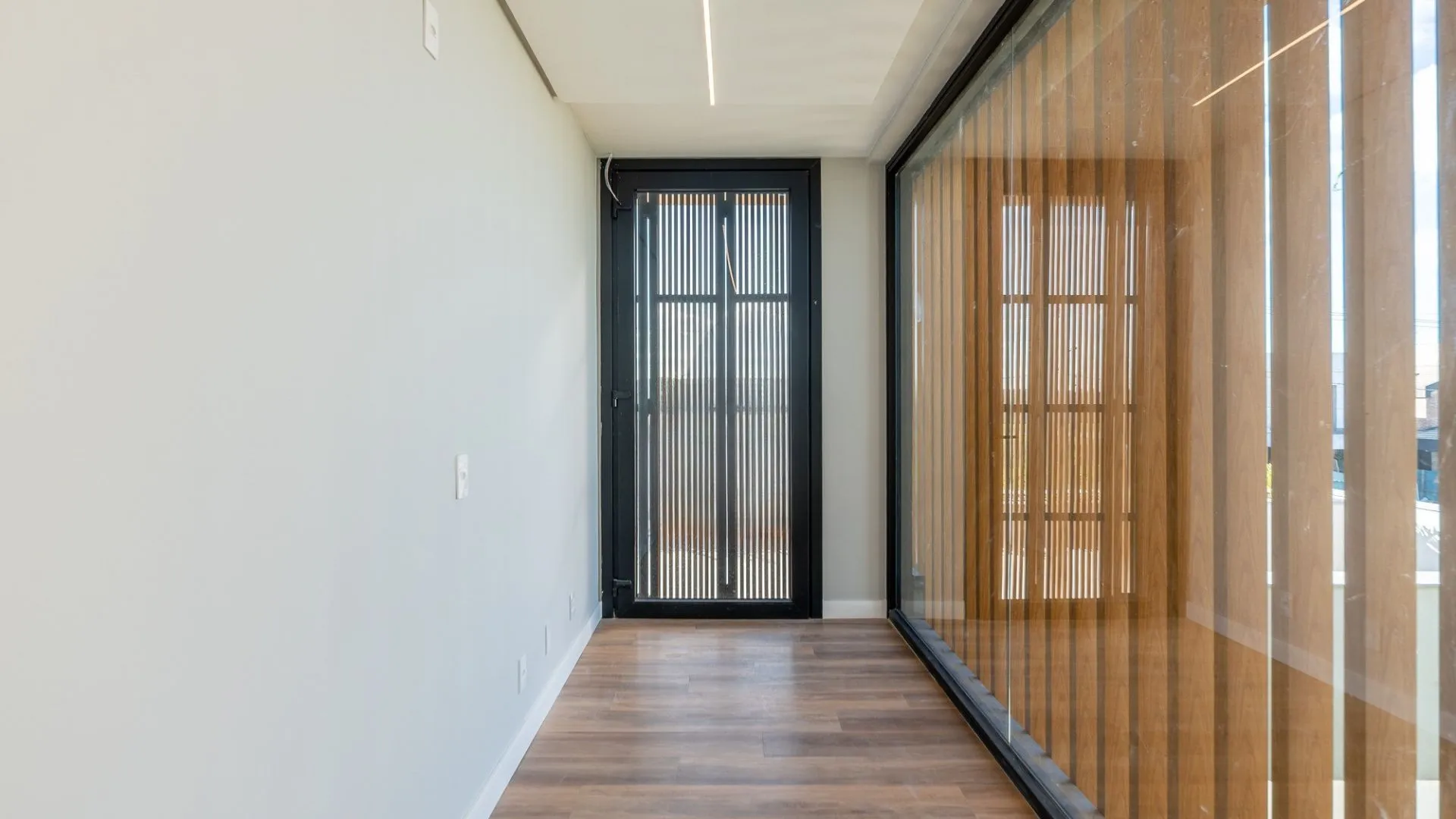 Imagem Linda casa para comprar com 4 suites em condomínio TOP