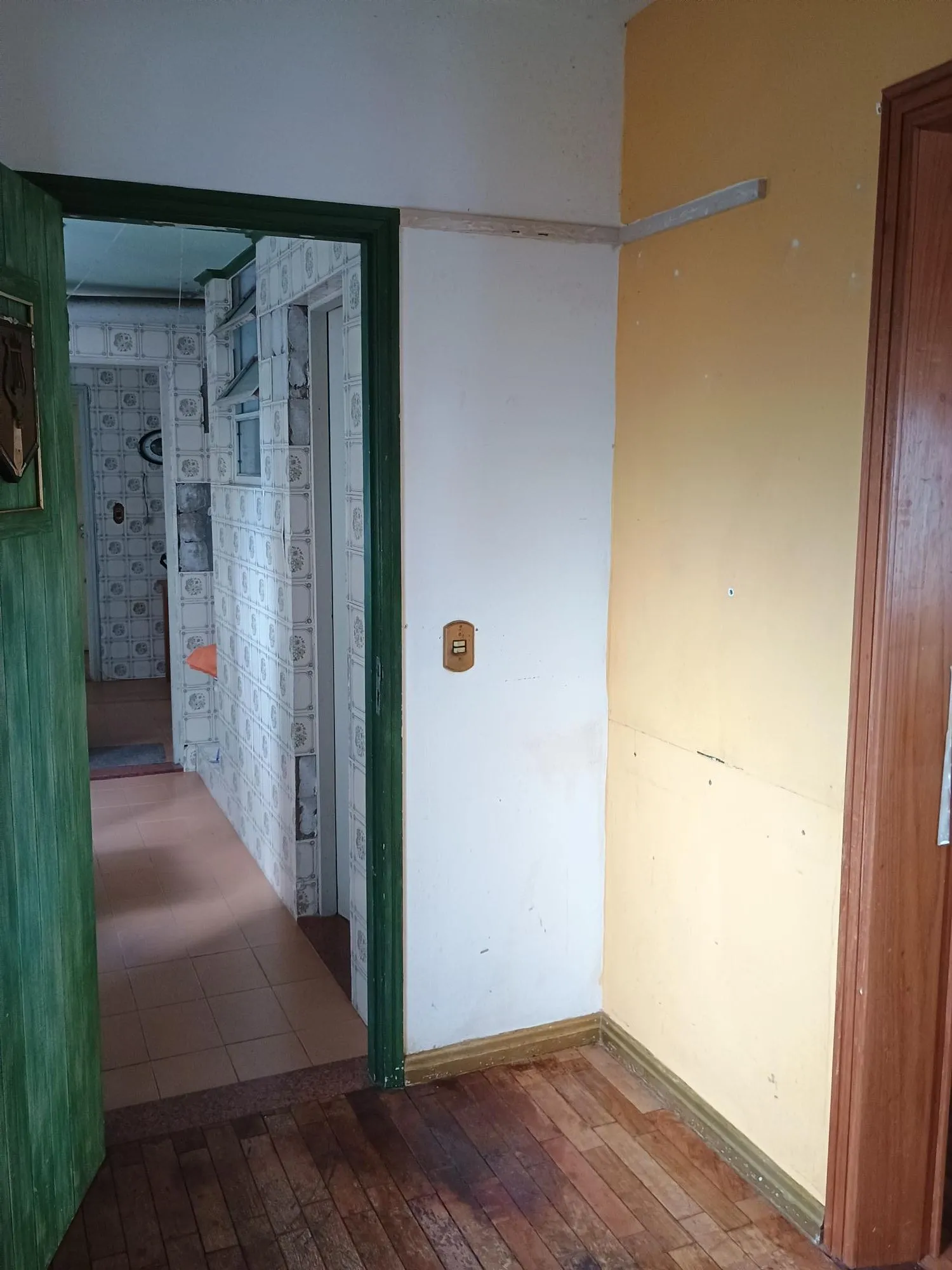 Imagem Apartamento com 03 quartos e 01 vaga à Venda no Bairro Rio Branco, Porto Alegre