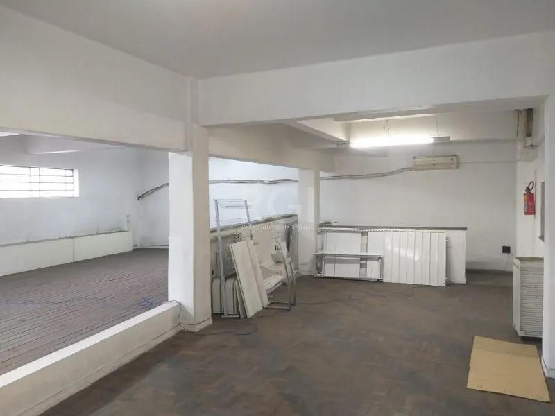 Imagem Loja para Locação na av crsitóvao prox total - 600m²,