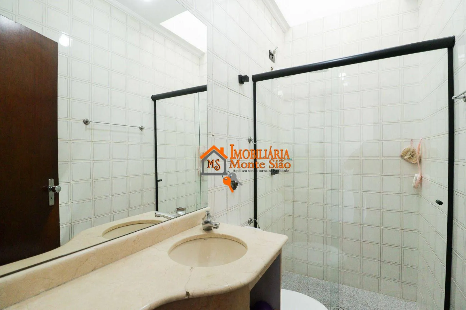 Imagem Sobrado com 3 dormitórios à venda, 100 m² por R$ 680.000,00 - Picanco - Guarulhos/SP
