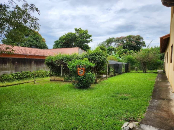 Imagem Chácara com 3 dormitórios à venda, 1704 m² por R$ 669.000,00 - Vila Velha - Caçapava/SP