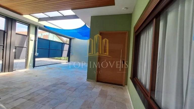 Imagem Fantastica casa três domiórios duas suítes piscina espaço gormet no Vista verde