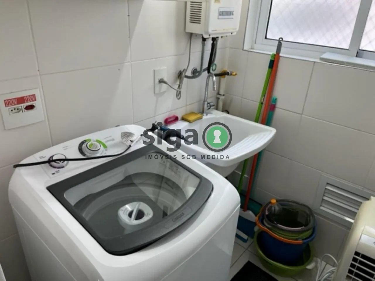 Imagem Apartamento de 49m² mobiliado, 1 dormitórios e 1 vagas - Campo Belo - São Paulo/SP