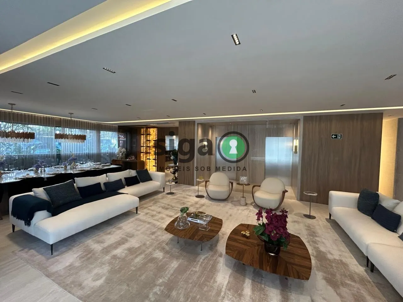 Imagem Apartamento à venda em Moema com 4 Suítes e 5 Vagas