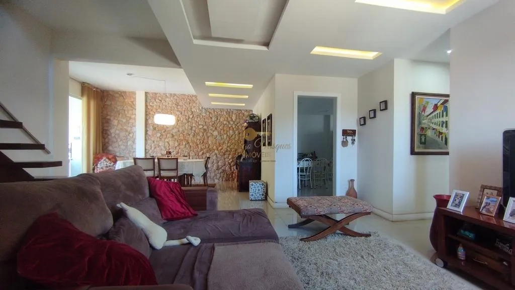 Imagem Casa para Venda em Teresópolis / RJ no bairro Agriões