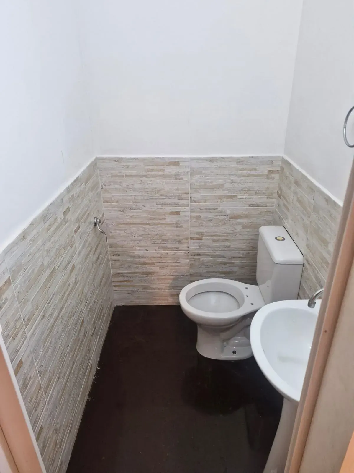 Imagem Casa à venda - Área útil 224 m2 com 3 dormitórios sendo 1 suíte - 2 vagas - Vila Maria Genoveva - Ju