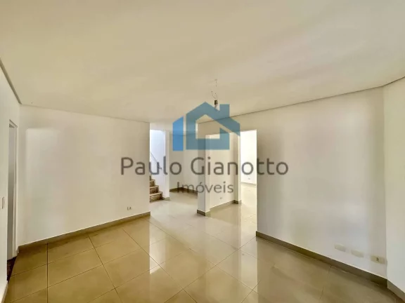 Imagem Casa Arejada com Vista Maravilhosa e Integração à Natureza