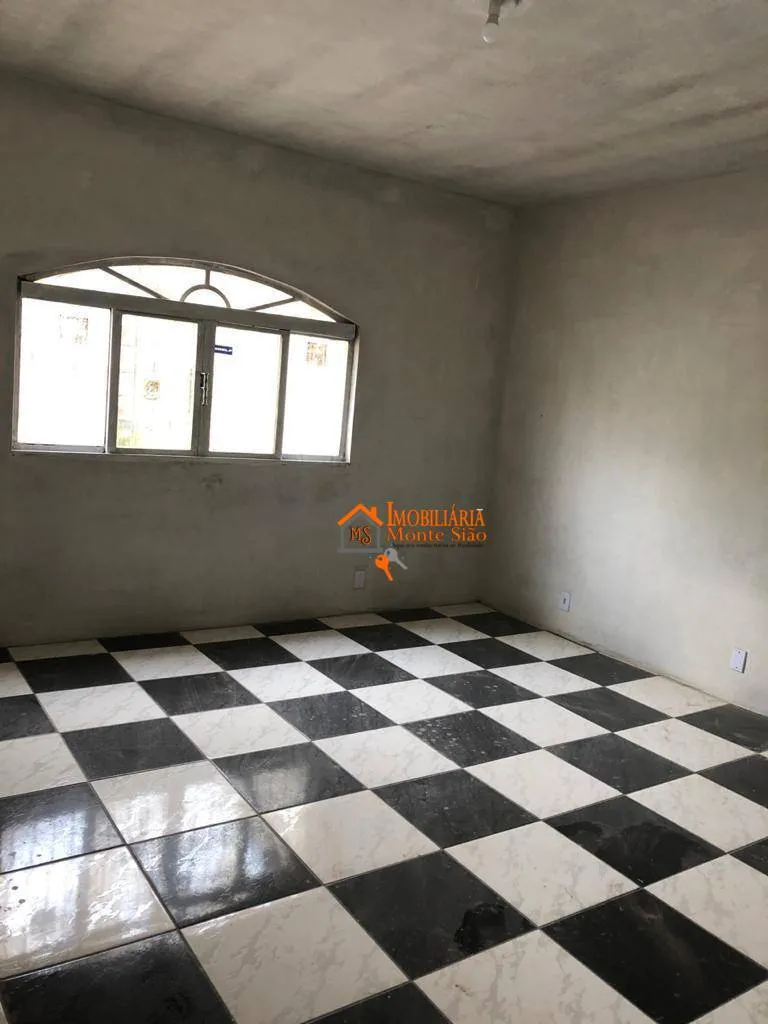 Imagem Sobrado com 7 dormitórios à venda, 268 m² por R$ 650.000,00 - Jardim Bela Vista - Guarulhos/SP