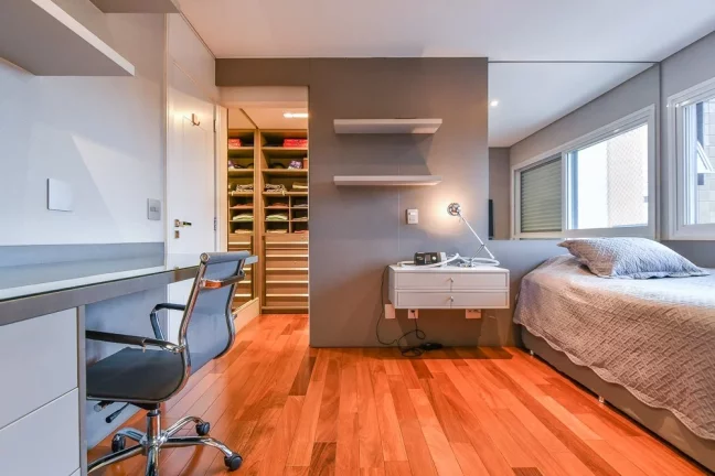 Imagem Apartamento à venda em São Paulo, Vila Nova Conceição, com 3 quartos, 244m2