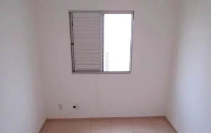 Imagem Apartamento com ´ótimo acabamento, o qual possui 2 dormitórios com ventilador de teto, sala, cozi...