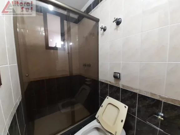 Imagem Cobertura Duplex na Guilhermina, Praia Grande-SP: 4 quartos, 2 suítes, 2 salas, 3 banheiros, 2 vagas, 258m². Aproveite!