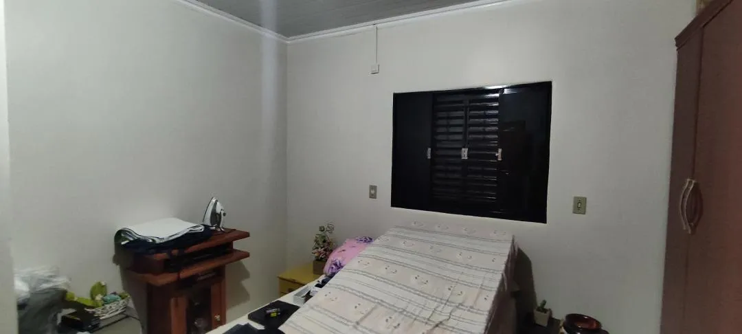 Imagem Casa à venda em Santos Dumont, Cascavel - 130m² - Churrasqueira e Closet
