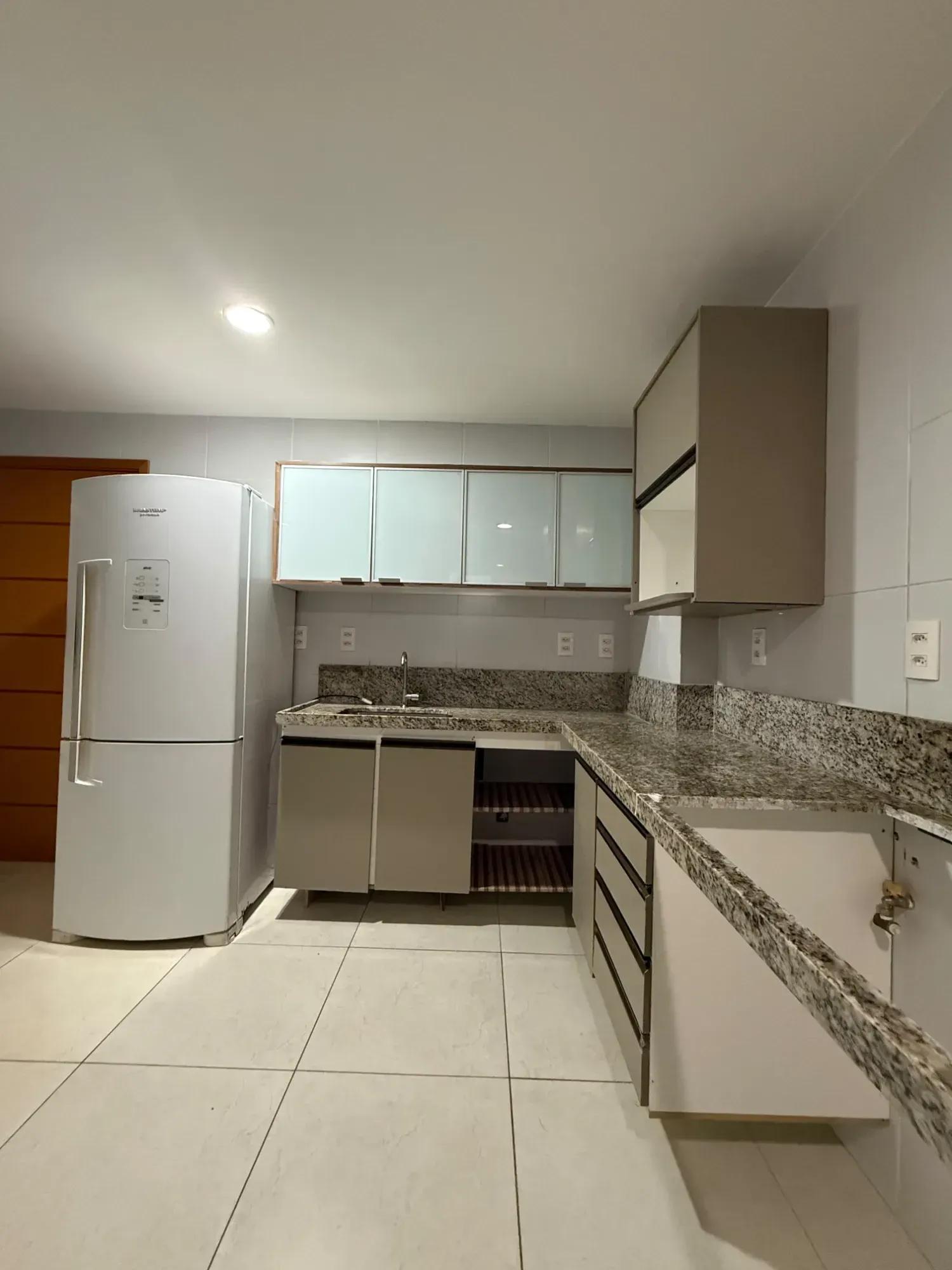 Imagem Apartamento com 3 Quartos à Venda ou Locação, 121 m² em Manaíra - João Pessoa
