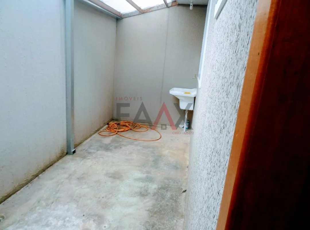 Imagem Casa com 2 dormitórios à venda, SEGUNDA AVENIDA, PONTA GROSSA - PR