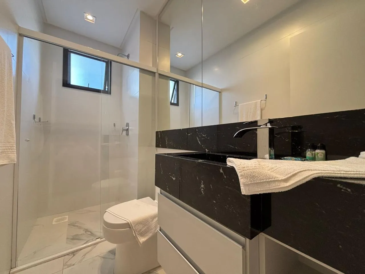 Imagem Flat à venda com 40m2 por R$ 1.050.000,00