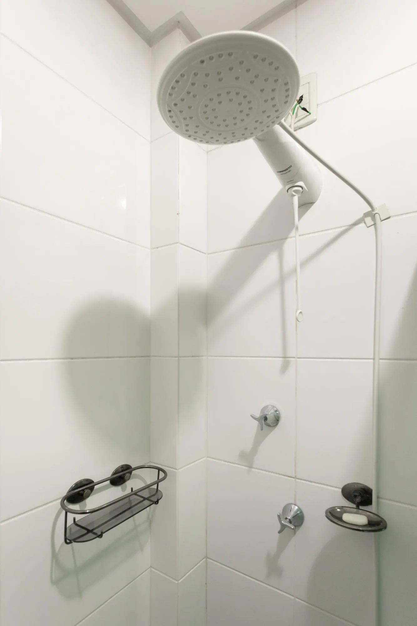 Imagem Sobrado de Alto Padrão com Piscina Aquecida e Espaço Comercial Independente