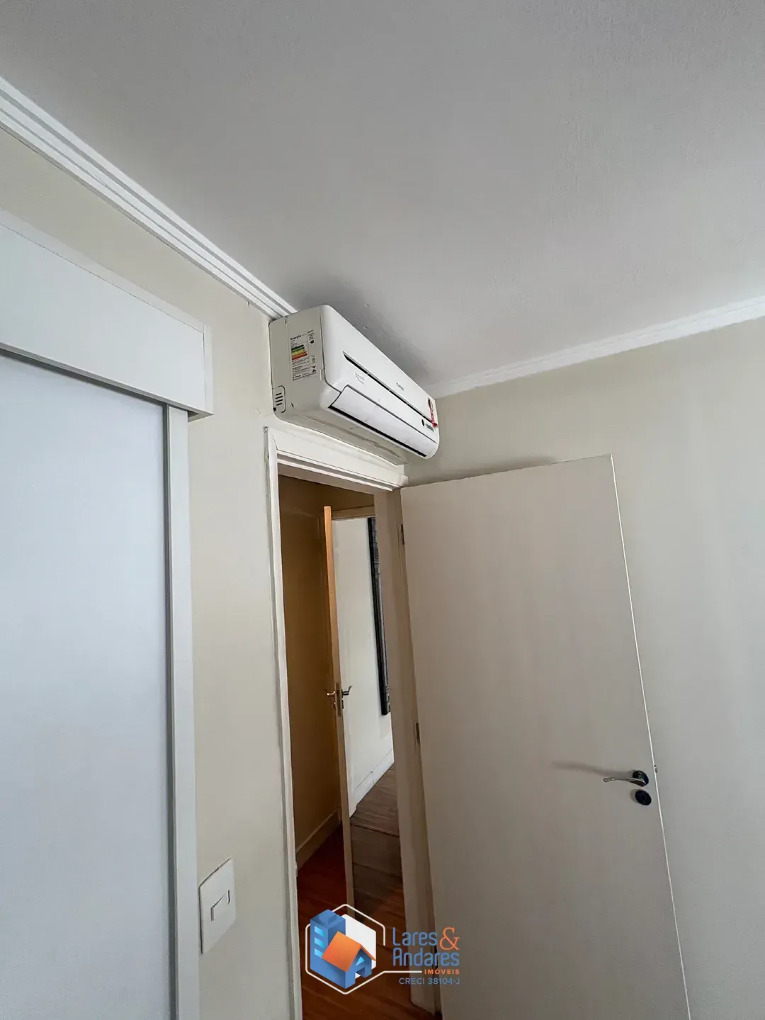 Imagem Apartamento para venda em Moema com 2 quartos, sendo 1 suíte, 85m²