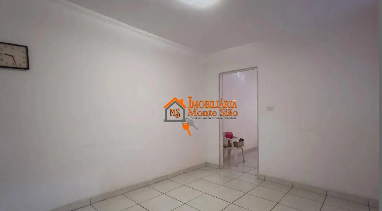 Imagem Sobrado com 4 dormitórios à venda, 200 m² por R$ 636.000 - Vila Nossa Senhora de Fátima - Guarulhos/SP