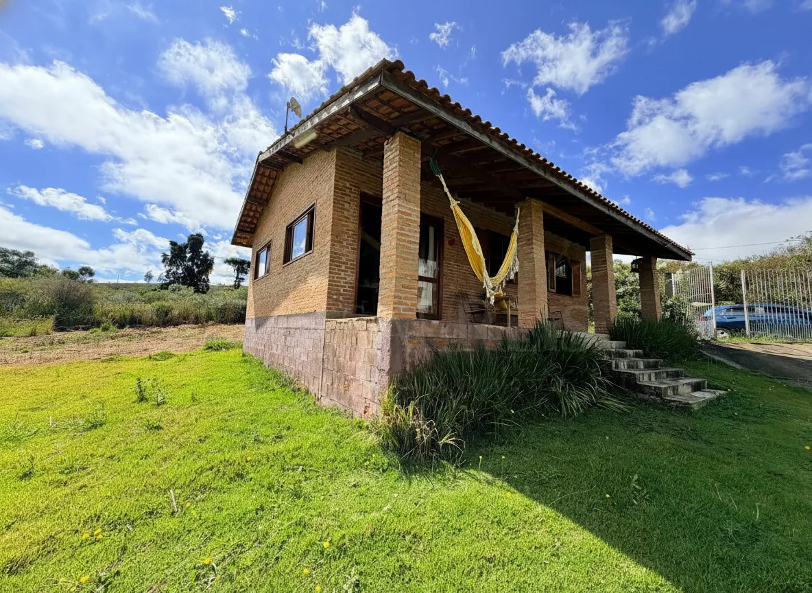 Imagem Chácara 60 m² à venda em Tamanduá, Andradas