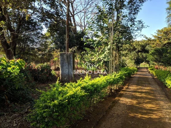 Imagem Sítio com 2 dormitórios à venda, 7000 m² por R$ 430.000,00 - Nossa Senhora da Paz - São Joaquim de Bicas/MG
