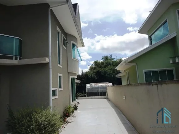 Imagem (ESTUDA PERMUTA) Sobrado 04 quartos sendo uma suíte, 03 vagas no Bacacheri/Jardim Social em Curitiba PR