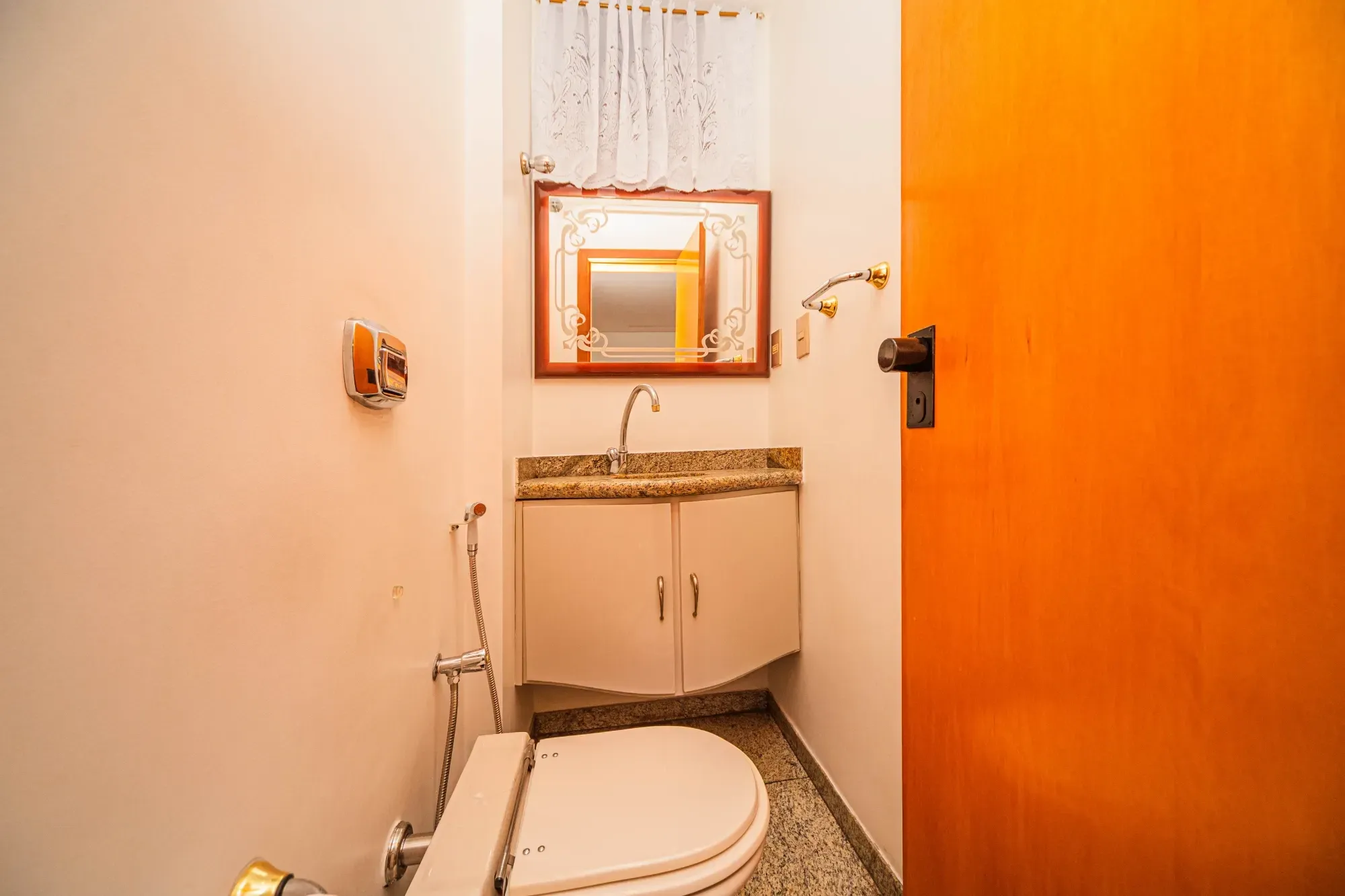 Imagem Apartamento com 3 Quartos à Venda, 150 m² em Centro - Juiz de Fora