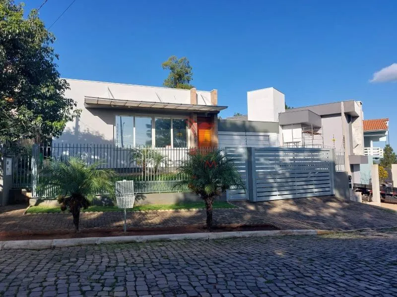 Imagem Casa 3 dormitórios 167m² 1 vaga Centro Sapiranga/RS