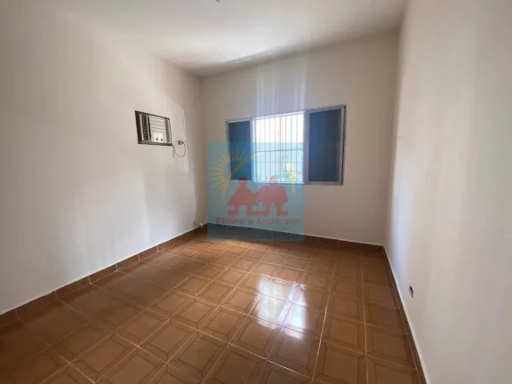 Imagem Excelente Oportunidade: Sobrado próximo à Praia na Ocian, a apenas 400 metros do mar! 457mil