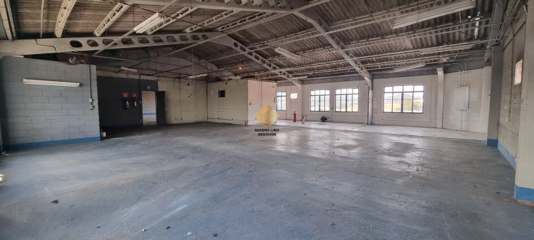 Imagem GALPÃO MEZANINO ÓTIMA LOCALIZAÇÃO NA MUTINGA DE 480M², ACESSO A RODOVIA ANHANGUERA E FÁCIL ACESSO AS MARGINAIS - JARDIM SANTO ELIAS - SÃO PAULO / SP