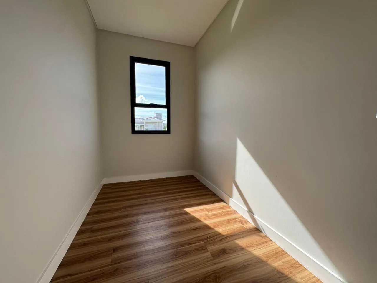 Imagem Casa à venda com 265m2 por R$ 3.165.000,00