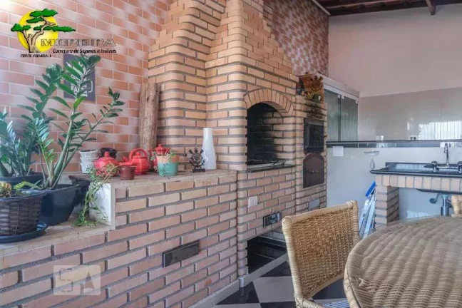 Imagem SOBRADO COM 4 DORMS E 5 VAGAS NA VILA ROQUE
