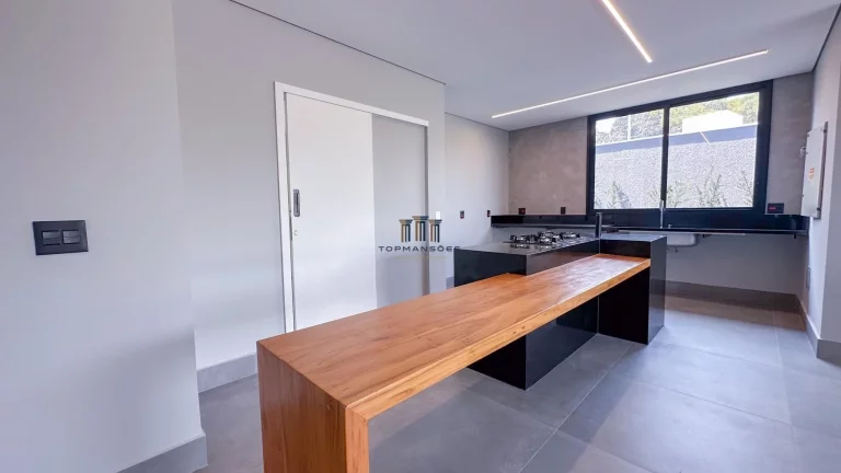 Imagem Casa moderna com vista definitiva, piscina suspensa em Alphaville/ Vespasiano