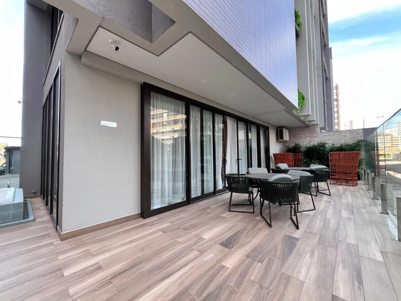 Imagem Apartamento com vista para o mar à venda com 133m2 por R$ 2.500.000,00