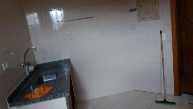 Imagem Apartamento com 2 Quartos à Venda, 67 m² em Saboó - Santos
