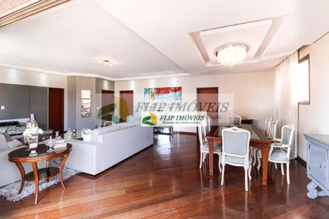 Imagem Lindo apartamento para venda com 235 m² com 4 quartos, 3 garagens no miolo Cambuí - Campinas - SP