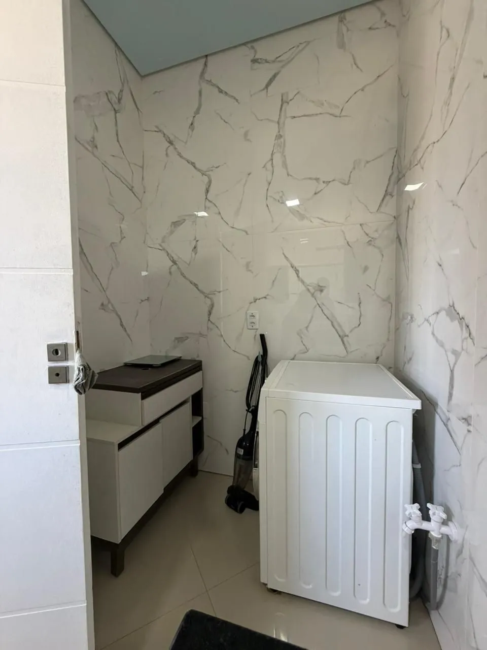 Imagem Linda casa 3 dormitorios com 1 suite