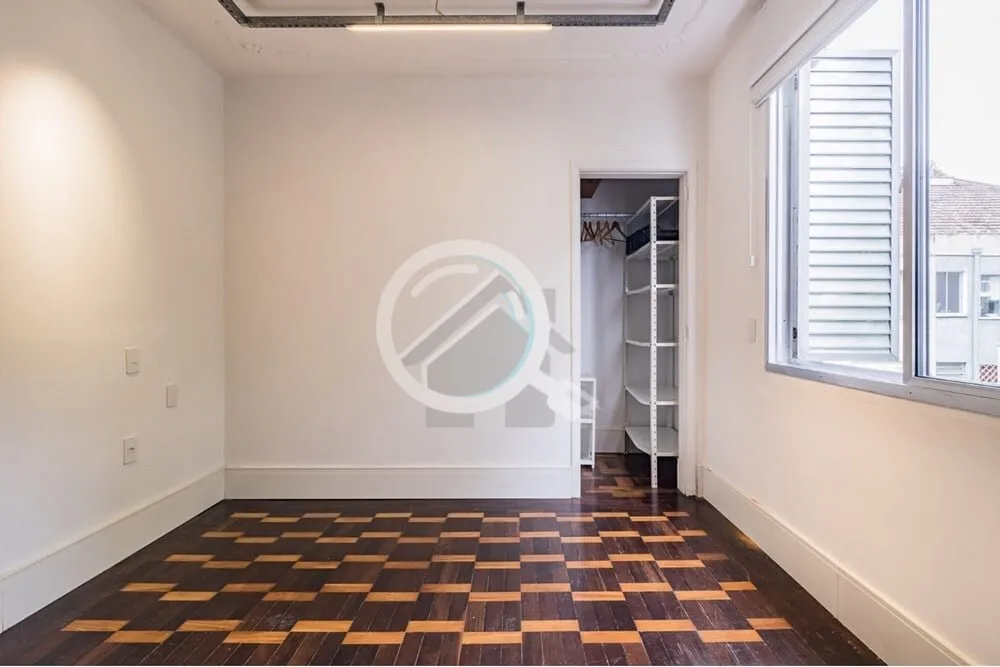 Imagem JK com 22,64m², semi mobiliado, com cozinha integrada, banheiro social e nicho para roupeiro. Perma...