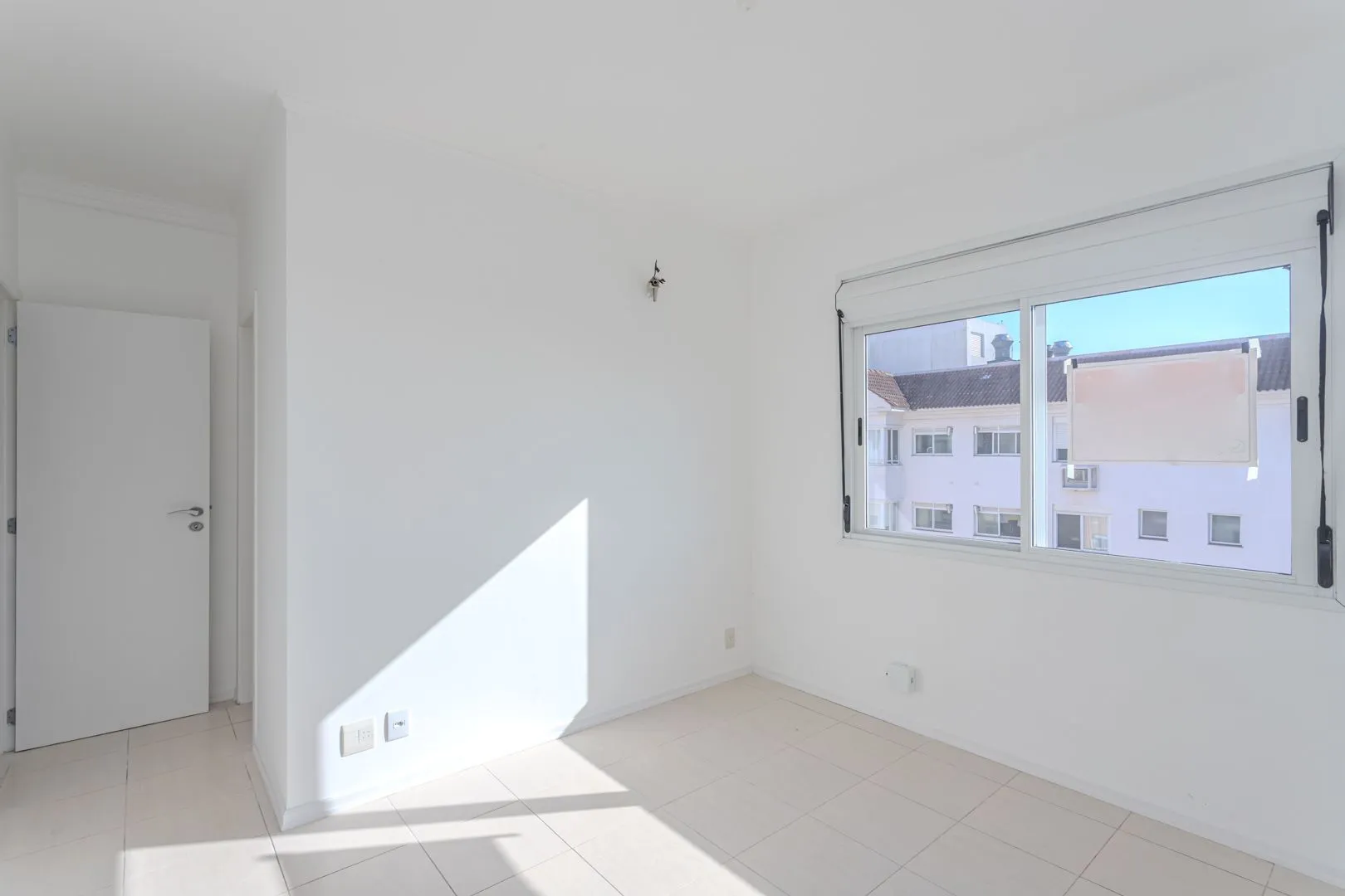 Imagem Apartamento de 3 dormitórios vaga e infra DESOCUPADO