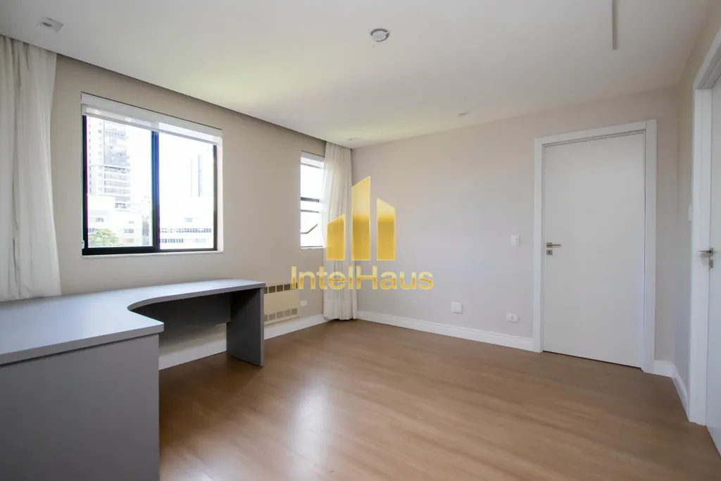Imagem Excelente apartamento no Edifício Porto Pacífico, localizado em uma das regiões mais nobres do Ec...